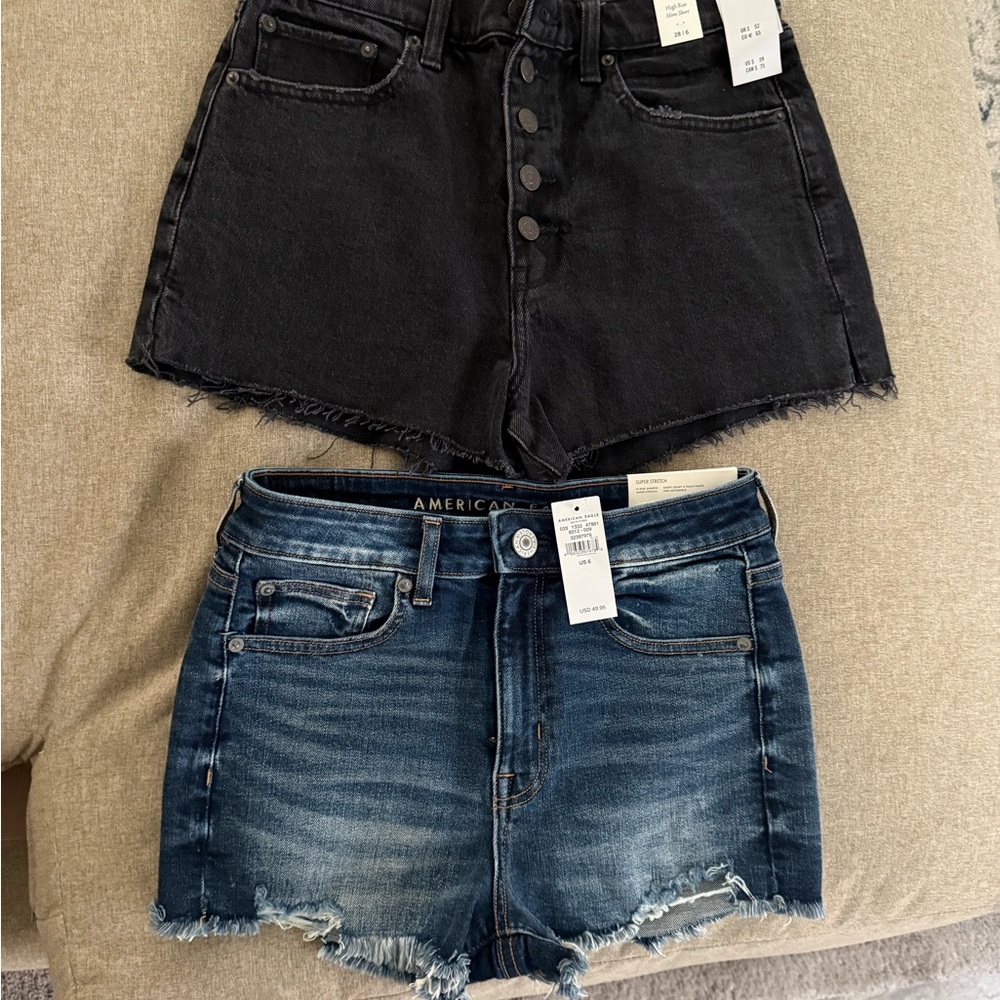 NWT. Abercrombie & Fitch/American Eagle  Denim Shorts